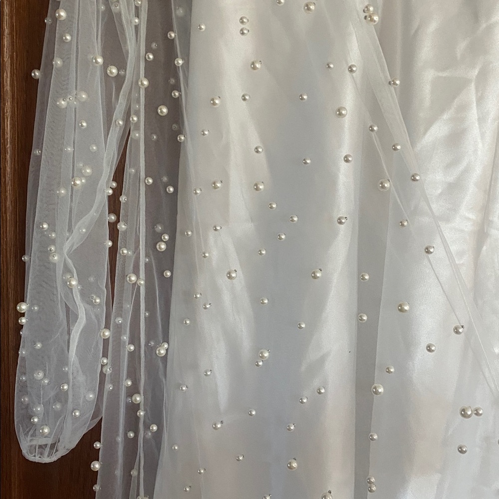 Bridal satin slip and pearled robe - Picture 4 of 5